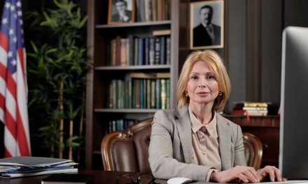 Keterwakilan Perempuan Di Parlemen: Perjuangan Belum Usai