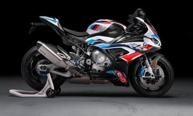 BMW M 1000 RR Seharga 1,7 M