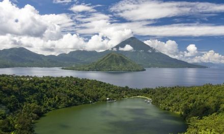 Dua Pulau Kembar Ternate Dan Tidore