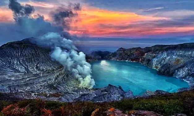 Wisata Kawah Ijen Banyuwangi Yang Memukau