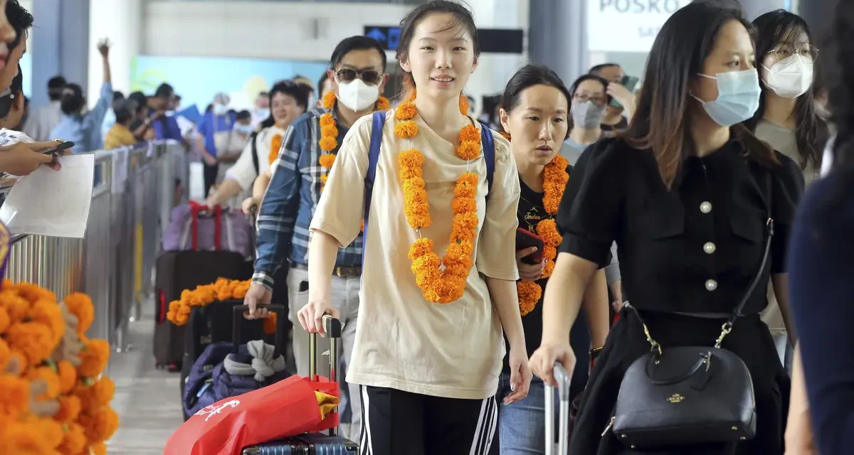 Ledakan Wisatawan Tiongkok: Indonesia Jadi Magnet Baru Asia!