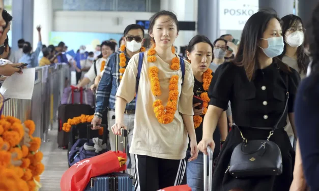 Ledakan Wisatawan Tiongkok: Indonesia Jadi Magnet Baru Asia!