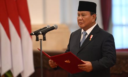 Pembersihan Halus: Prabowo Ganti Loyalis Jokowi Dari Kabinet