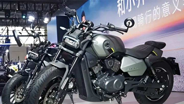 Cruiser V-Twin 400cc: Sekali Isi Tempuh Lebih 300 Km