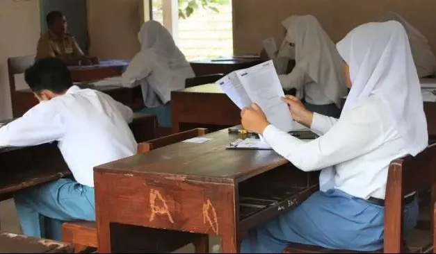 Pemprov Jateng Hadapi Petisi Penolakan Rencana Sekolah 6 Hari