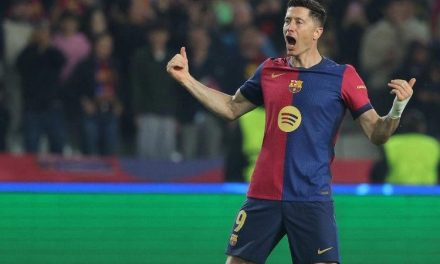 Situasi Kontrak Lewandowski Picu Langkah Agresif AC Milan