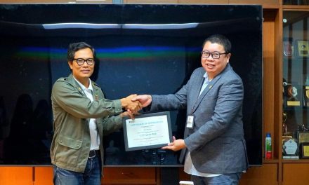 Aksi Nyata Transisi Energi, KG Media Pilih Listrik Terbarukan PLN