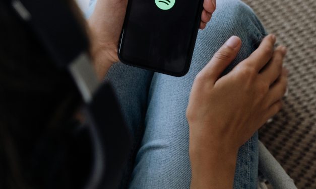 Album ke Playlist: Evolusi Budaya Musik di Era Dominasi Spotify