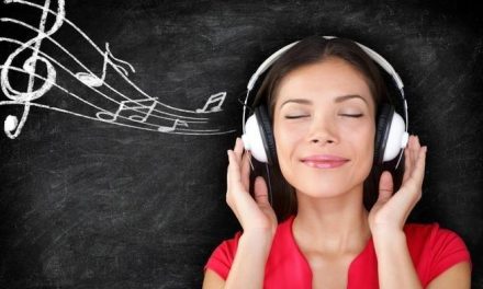 3 Cara Musik Bikin Pikiran Kamu Langsung “Plong”