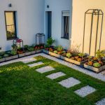 Inspirasi Sudut Hijau: 3 Cara Manfaatkan Sisa Lahan Jadi Taman