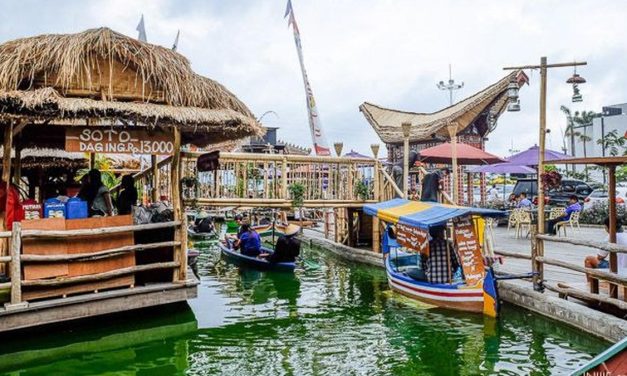 Rute Seru Ratchaburi: Main Ke Pasar Apung Dan Gua Estetik