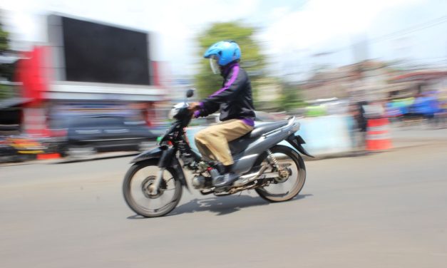 Tanda Motor Harus Segera Berhenti Jalan