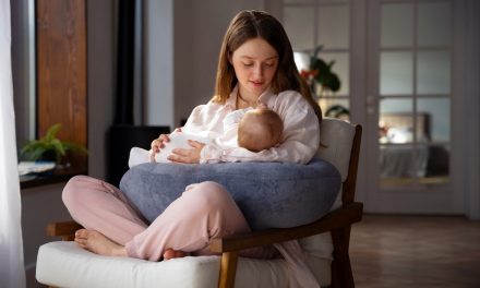 BB Bayi Naik? Tanda ASI Cukup, Bunda Gak Usah Galau Lagi!