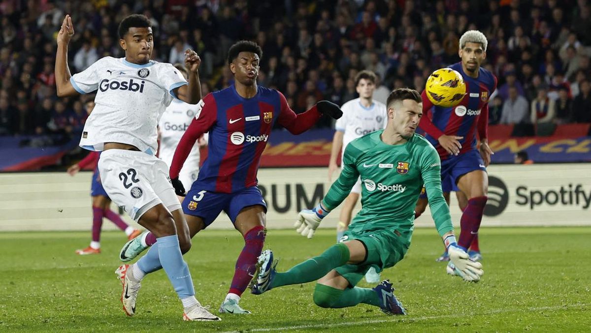Barca Keok Di Girona, Papan Atas Klasemen Gempar!