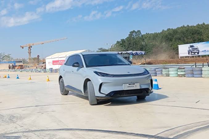 Tantang Pasar EV, BAIC Siap Boyong Arcfox T1 Ke Indonesia