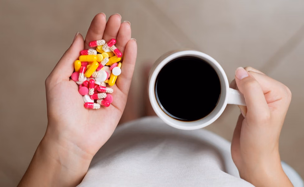 Efek Minum Kopi Terhadap Efektivitas Obat Antibiotik