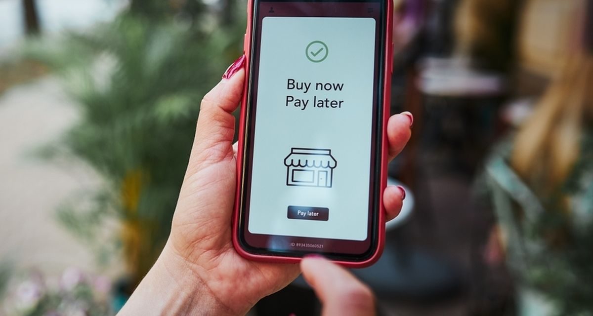 Gen Z Tinggalkan Kartu Kredit, Pilih Paylater