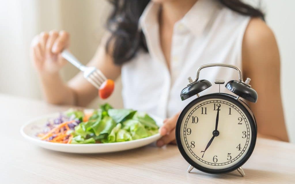 Intermittent Fasting: Banyak Efek Positif Selain Langsing