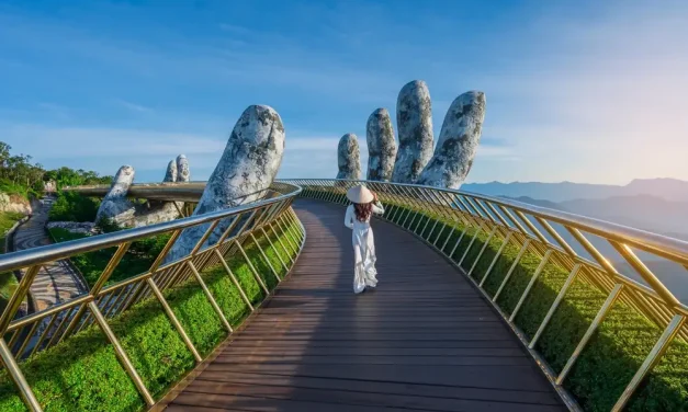 Solo Travel ala Gen Z: Bukan Sepi, Tapi Cari Bebas!